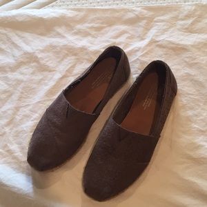 Toms, gently worn, size 8
